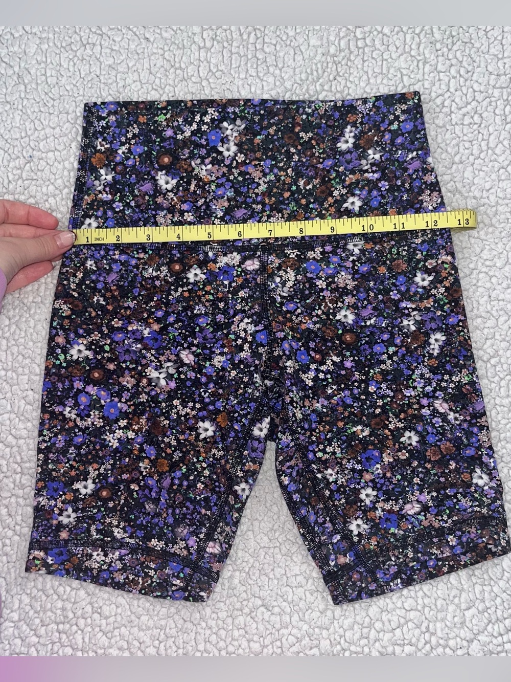 Lululemon Align High Rise Shorts - Picture 8 of 13